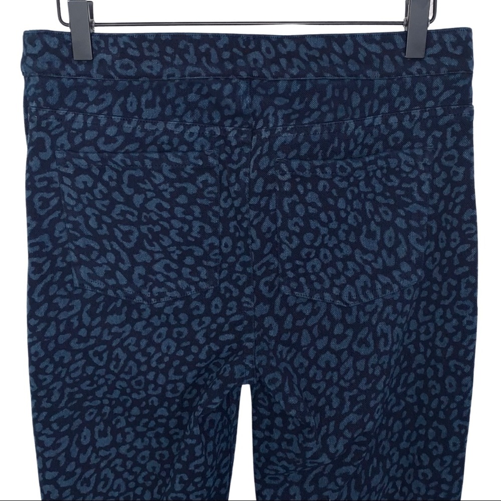 SPANX Jean-ish Ankle Legging High Rise Pull On Jeans Blue Leopard Denim M NEW - Picture 9 of 16